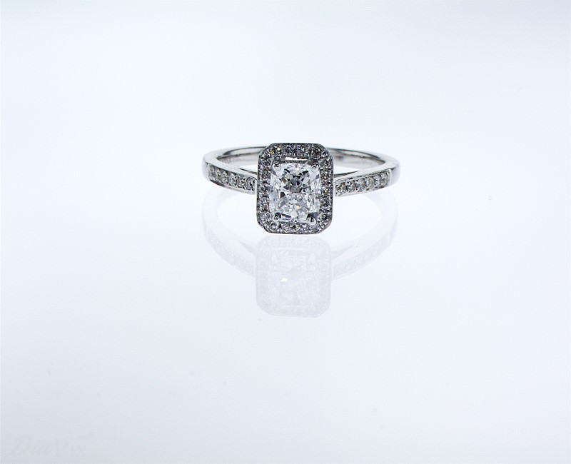 No image available for this item.